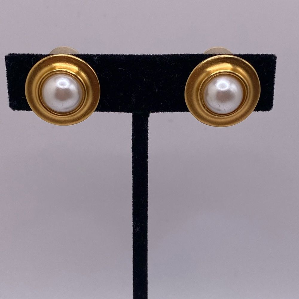 Vintage Ann Klein Gold Tone Faux Pearl Stud Clip On Earrings